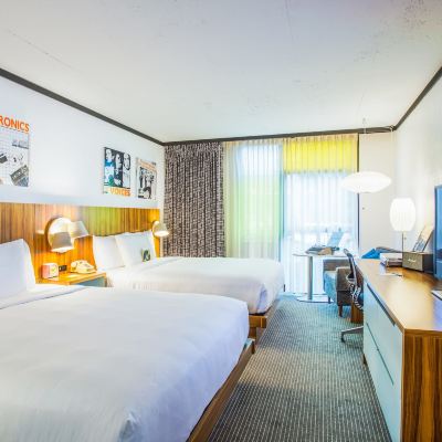 Amplified Deluxe Queen Balcony The Verb Hotel Promo Code